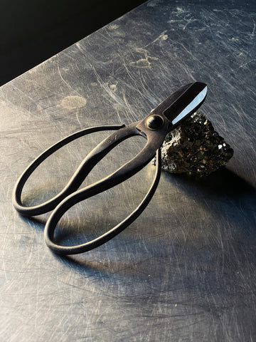 Tesoura aço carbono I